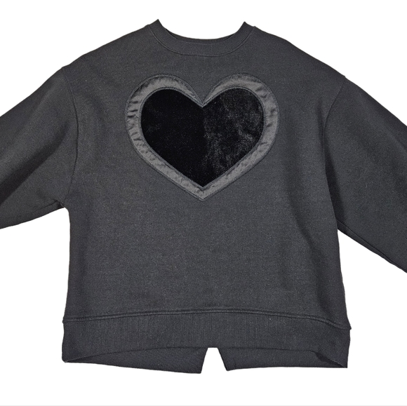 Zara Teen Black Velvet Heart Sweatshirt Size 13-14 Fleece Crewneck Sweater - Picture 5 of 11